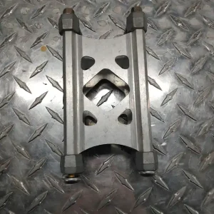 Fait Main ARCTIC CAT RISER - 1605-035